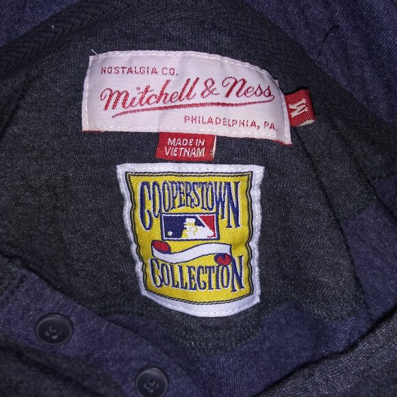 Detroit Tigers Mitchell and Ness Gray Long Sleeve Hooded Shirt Unisex Size Med - Picture 5 of 9